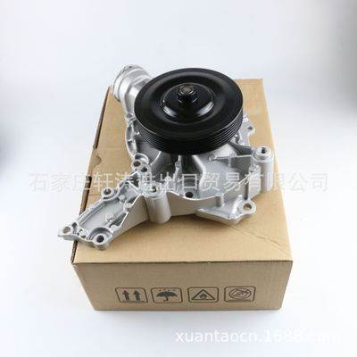 适用于奔驰 M273.965 水泵 Benz Water Pump 2732000201