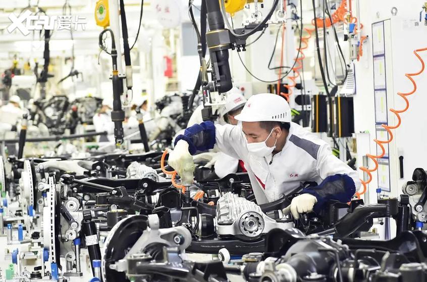 国家发改委回应汽车市场走势等热点问题