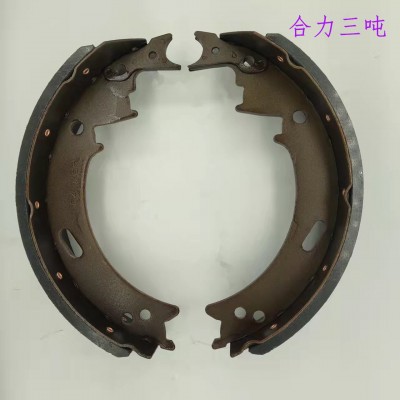 本公司生产鼓式轻卡盘式碟刹.汽刹叉车多种型号刹车蹄片.合力三吨图2