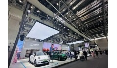 江淮汽车携多款智电新品亮相安徽车展，展示智趣、绿色车生活