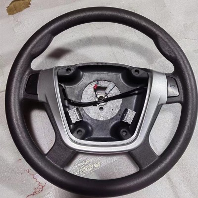 适用于上汽大通V80车方向盘总成V80方向转盘全新多功能汽车方向盘图3