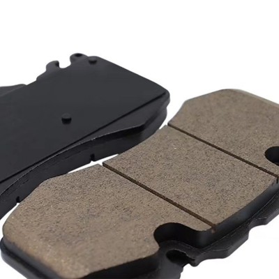 适用北汽幻速s3前s5后s3/s7/s6/s2/h3原厂原装陶瓷前后刹车片图4