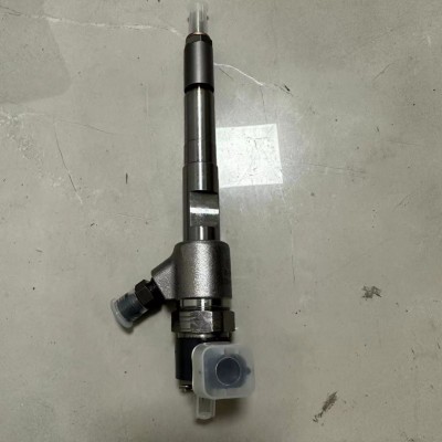 汽车配件 共轨喷油器 喷油嘴0445110183图3