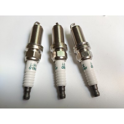 汽车配件 火花塞 IKH16TT 4703铱金火花塞汽车火花塞图3